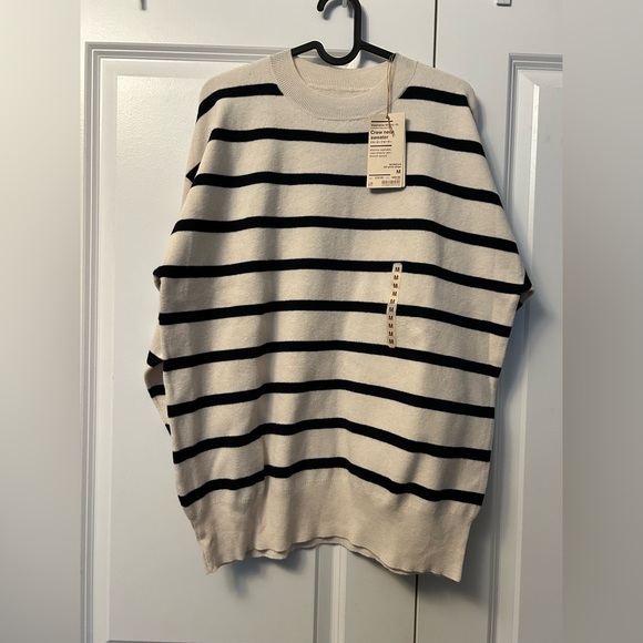 MUJI sweater - Picture 2 of 2